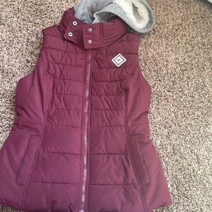 Small Hollister vest